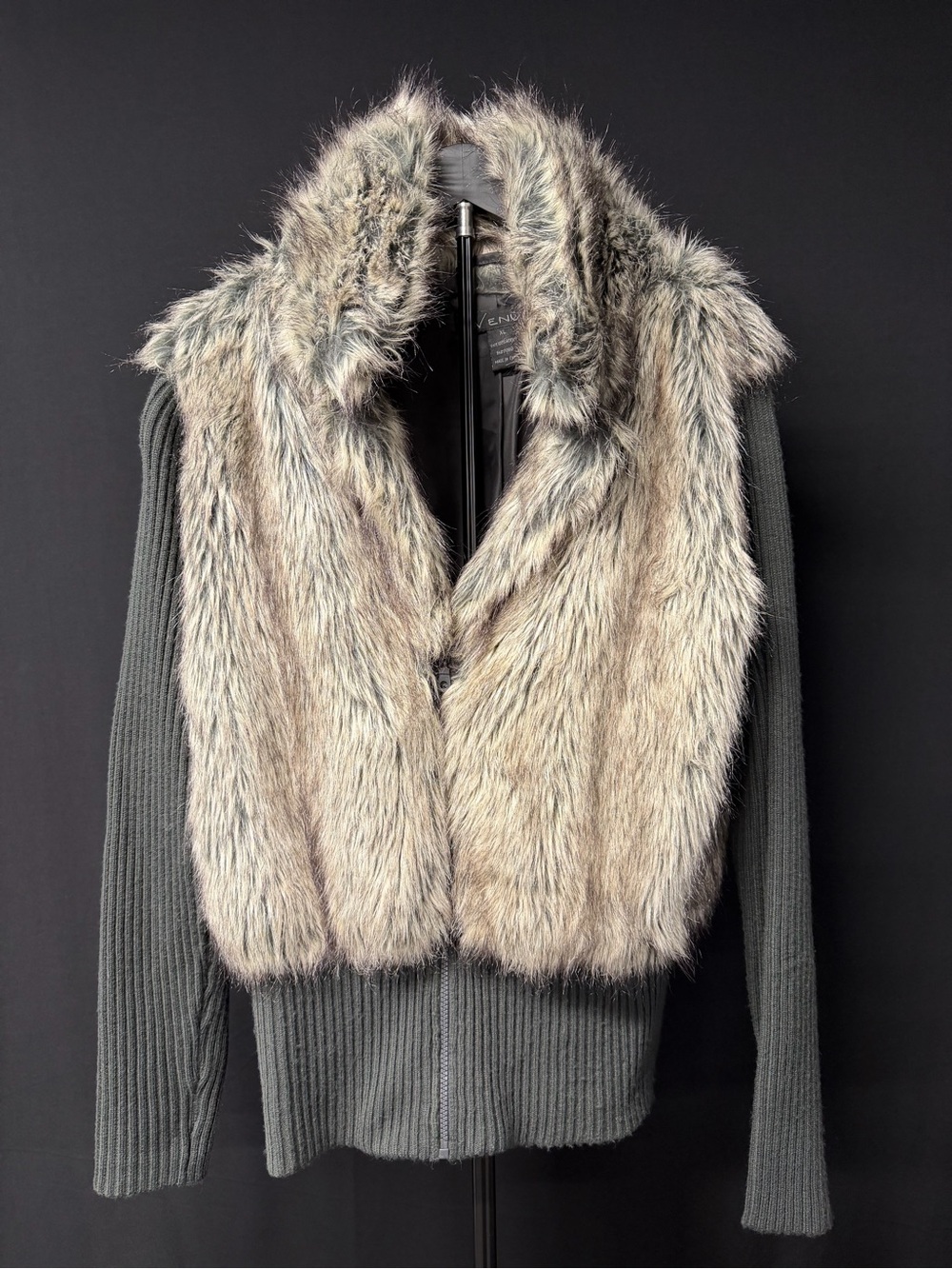 Vintage VENUE Y2K era Ribbed V-Neck Sweater Faux Fur Vest w/ Collar- XL